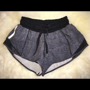 Lululemon Hotty Hot 2.5